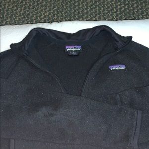 Patagonia better sweater in black!barely worn